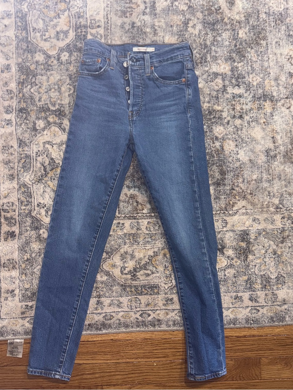 Levi’s Wedgie Skinny Jeans